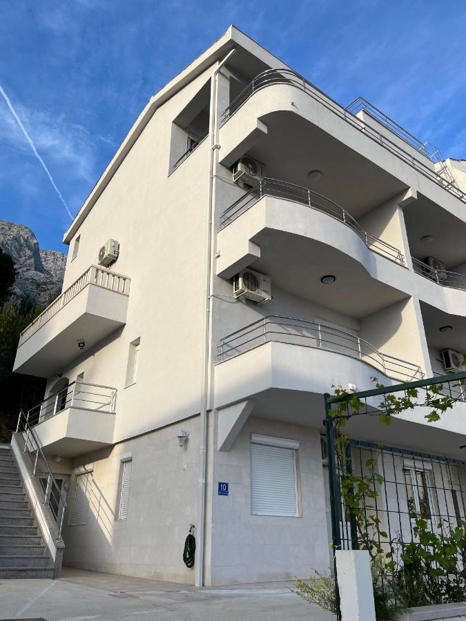 Apartments Coric Baška Voda Eksteriør bilde