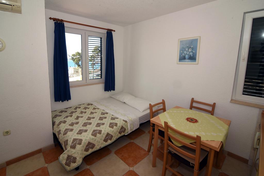 Apartments Coric Baška Voda Eksteriør bilde