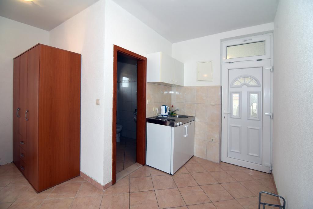 Apartments Coric Baška Voda Eksteriør bilde
