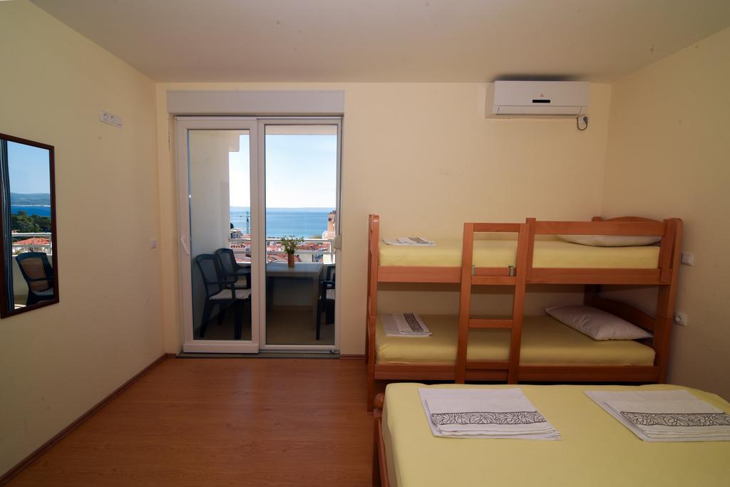 Apartments Coric Baška Voda Eksteriør bilde