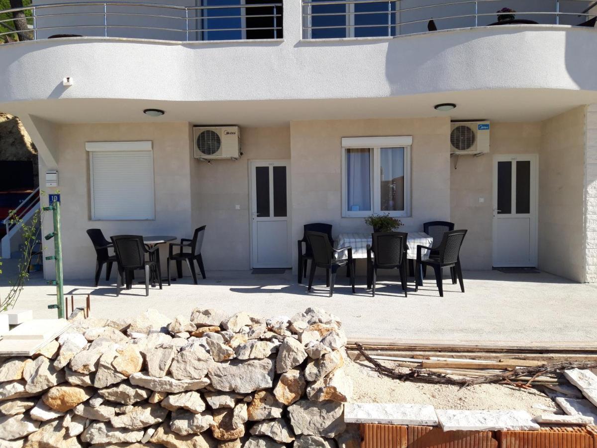 Apartments Coric Baška Voda Eksteriør bilde